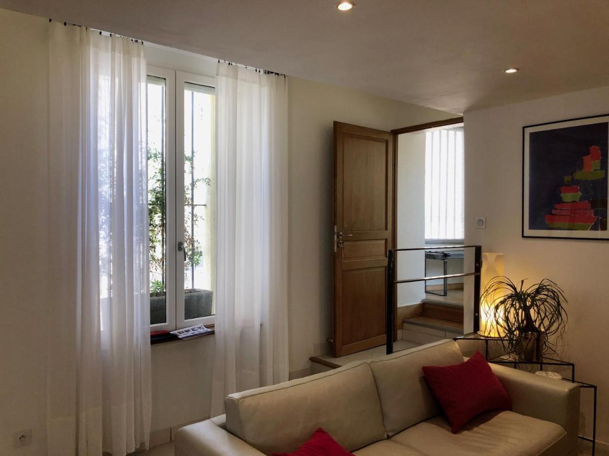 Le 26 Appartement Nîmes Buitenkant foto